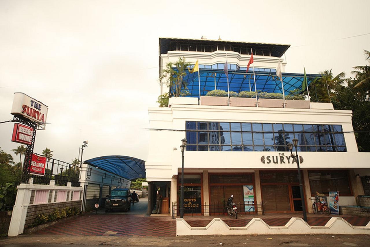 Hotel The Surya, Cochin Angamaly Zewnętrze zdjęcie